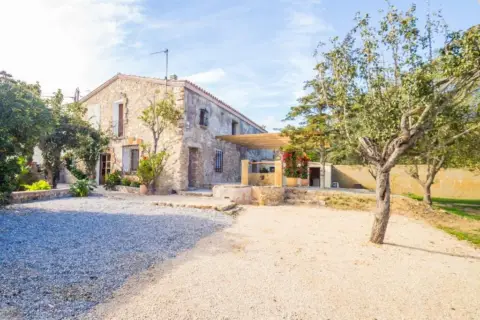 Casa en calle Marieta