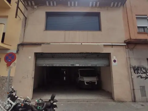 Edificio en Cirera