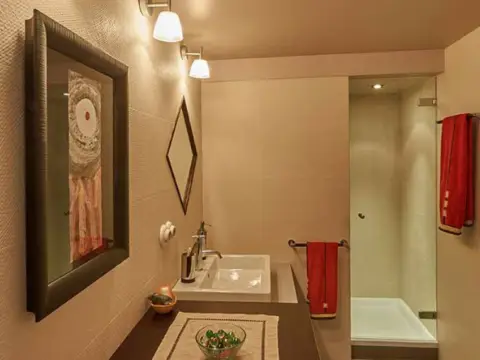 Casa en calle Hont,Dera;Ag.Bagergue