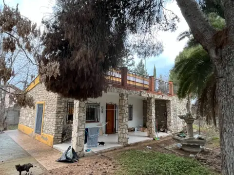 Casa en Nuez de Ebro