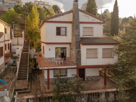Casa en calle del Cerro de las Pipas, 92