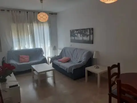 Piso en Avenida de Elvas-Campus