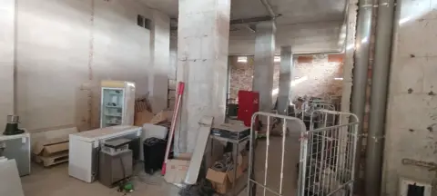 Local comercial en calle de Miguel Astráin