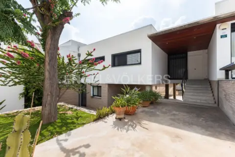 Casa en calle Carrer Els Clavels