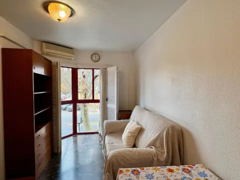 Piso en calle calle Manuel Wssell de Guimbarda