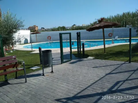 Piso en Avenida de la Manzanilla