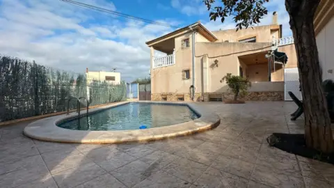 Chalet en calle Poblado Cuesta Blanca