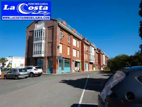 Piso en Avenida de la Trasmiera