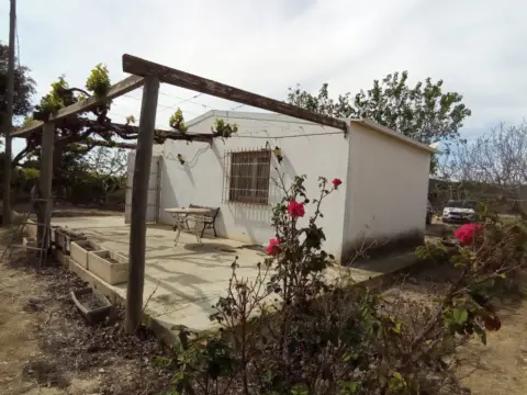 Casa rústica en calle de Navalcarnero