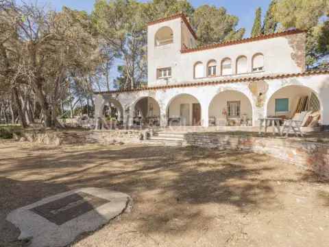 Casa en Passatge dels Pins