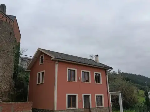 Casa en calle Aldea Mundiña, nº 6A