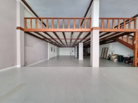 Local comercial en Larratxo Pasealekua