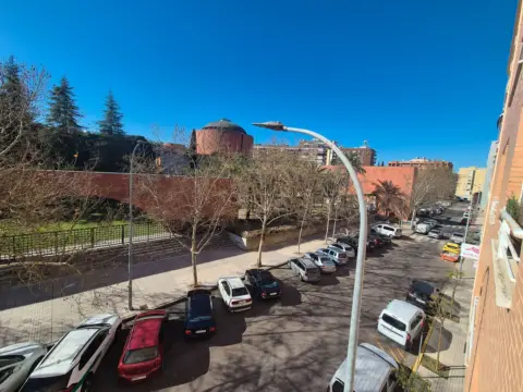 Piso en calle del Museo