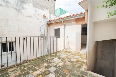 Edificio en La Missió