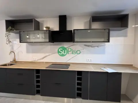 Casa adosada en calle de Magallanes, 10