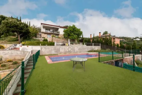 Chalet en calle de San Juan Bautista