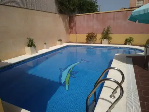 Casa pareada en Camino de Anita Ruiz