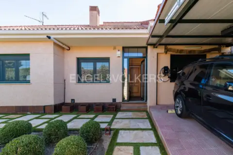 Casa adosada en Guadarrama