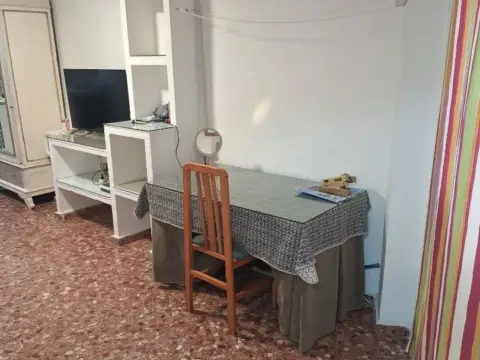 Estudio en calle Doctor Guirao Gea, 1