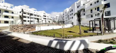 Piso en Avenida Camarón de la Isla, 2
