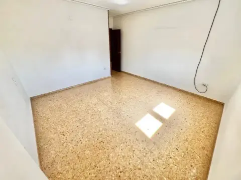 Piso en Guadassuar