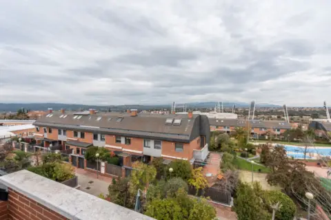 Casa pareada en Parque Empresarial