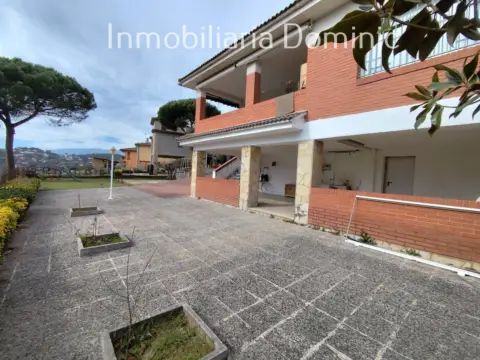 Chalet en Avinguda de la Selva