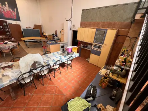 Local comercial en Ainzón