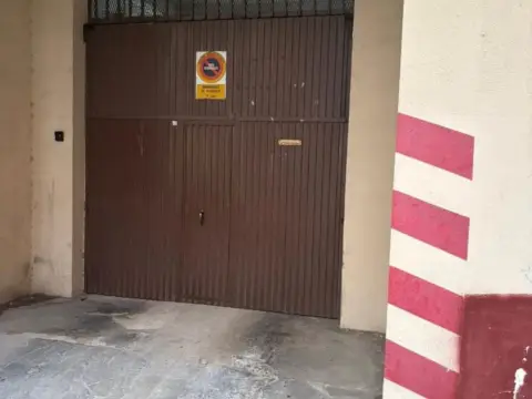 Garaje en calle de Lope Báez de Herrero