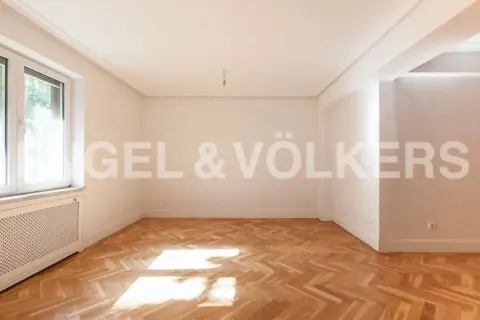 Flat in calle Orense