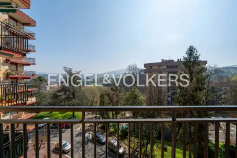 Piso en calle Arantzadi Plaza