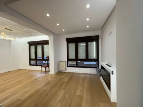 Piso en calle de los Almacenes