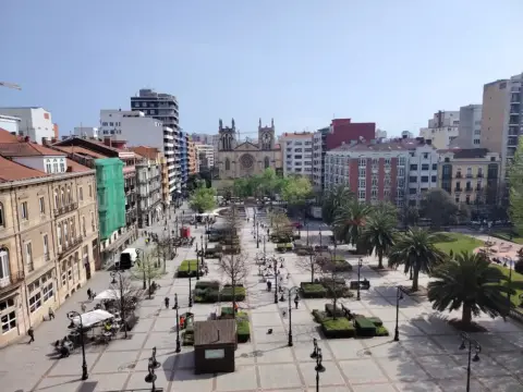 Piso en calle de Anselmo Cifuentes