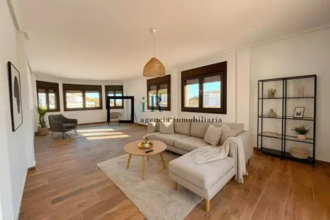 Casa pareada en Cobisa