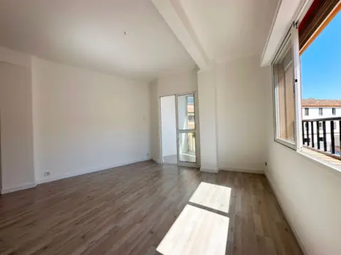 Piso en calle Marqués de Cádiz, 43