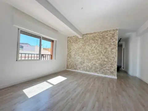 Piso en calle Marqués de Cádiz, 43