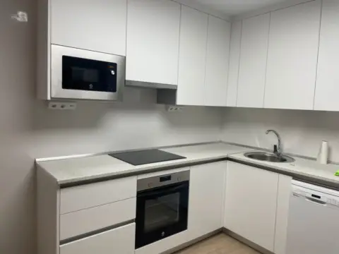 Piso en calle de la Medalla de Oro, 2