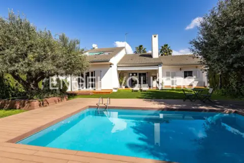 Casa en Abrera