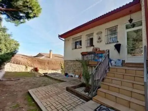 Chalet en Valdemorillo