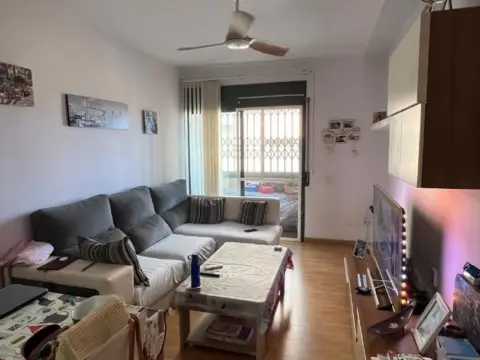 Piso en Carrer Vint-I-vuit