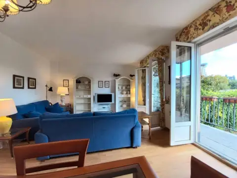 Casa pareada en calle del Convento, 3