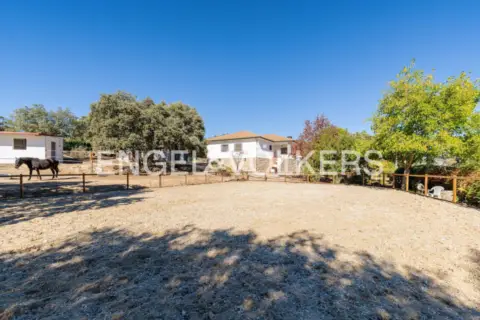 Casa rústica en Valdemorillo