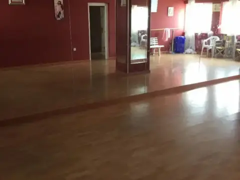 Local comercial en Polígono de Santa Ana-El Plan