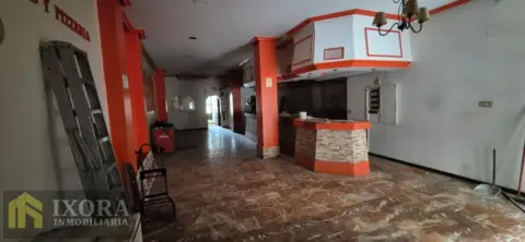 Local comercial en calle del Cid Campeador