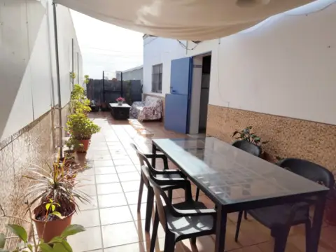 Casa en calle del Río Guadiaro, 1