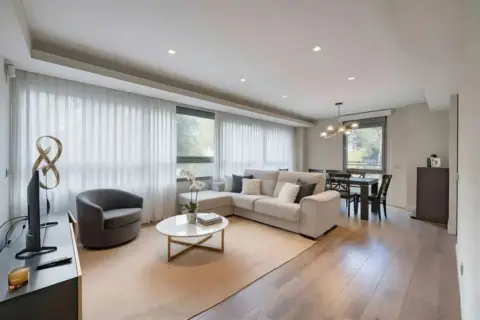 Piso en calle Valderaduey, 4