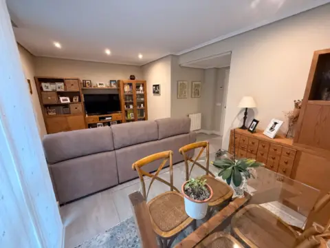 Piso en Uretamendi-Iturrigorri-Peñascal