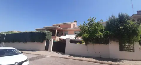 Chalet en Avenida de los Montitos