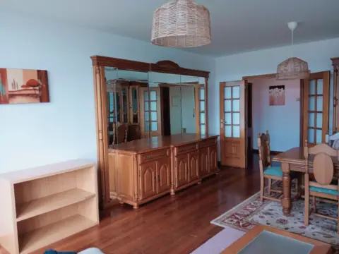 Piso en calle del Campo do Sacramento