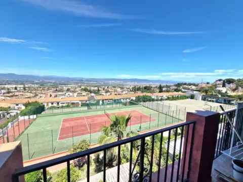 Casa adosada en Manantiales-Cortijos del Sol-Fuensanguínea